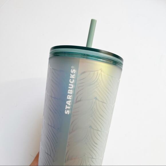 STARBUCKS Mermaid Tail Iridescent 24 oz Tumblr Venti Cold Cup - Picture 3 of 5